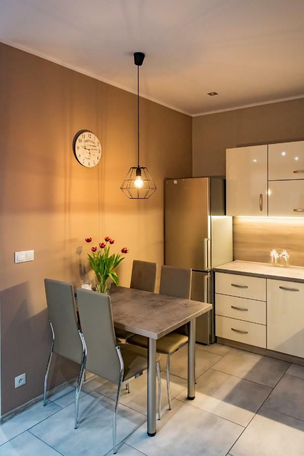 Ferienwohnung Apartament Nad Stawami Sanok Exterior foto