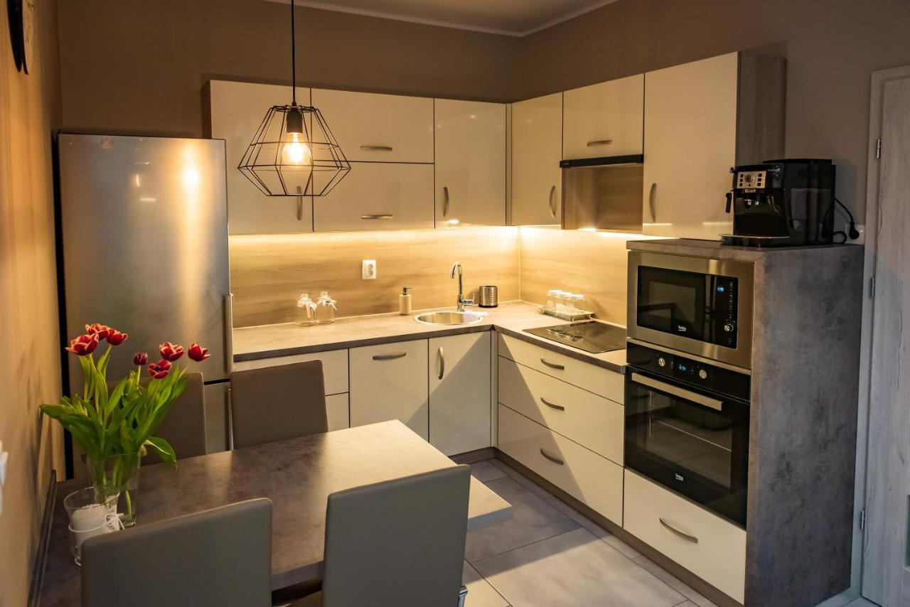 Ferienwohnung Apartament Nad Stawami Sanok Exterior foto